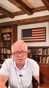 Claudia Santini on Reels