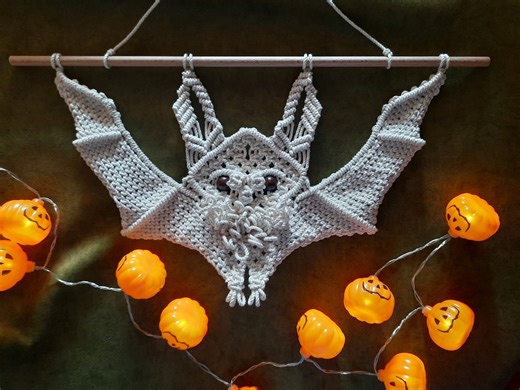 Macrame Bat Pattern: DIY Halloween Goth Decor (PDF Tutorial) - Etsy