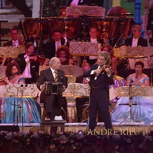 What about a cheerful experience in cinemas with André Rieu and his orchestra! 🎼🎞 In cinemas July 27 & 28. Tickets available now! | André Rieu