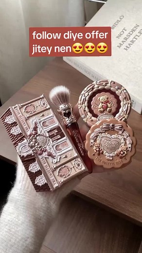 Beautiful Soft Picnic Buckets on Sale!