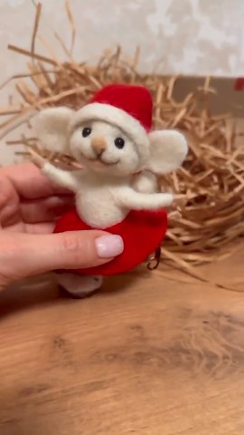 Cute Christmas Mouse Figurine – Wool Felt Santa Mouse Ornament, Handmade Needle Felt Animal, Cozy Winter Home or Tree Decoration Gift - Etsy