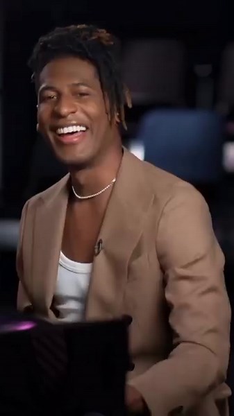 2.4K views · 158 reactions | We got it like dat drop a ✊ ——— #hitplay #pressplay #blackisbeautiful #rythm #theblackbillboard @theblackbillboard @theblackbillboardnetwork | The Black Billboard Network | Facebook