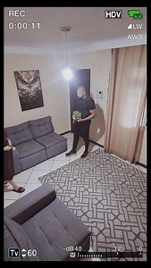Instalé una cámara de seguridad en mi casa y me encontré con esta escena. | Jadiel Kane
