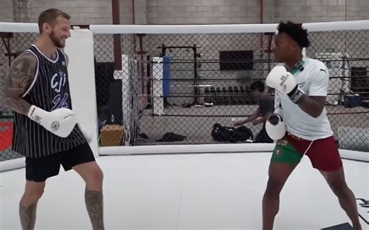 Dan Hooker jokingly explains going hard on IShowSpeed in sparring session: "Had to for the rubbish haka"