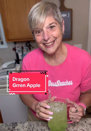 Agua del Día: Probando Dragon y Green Apple Syrup