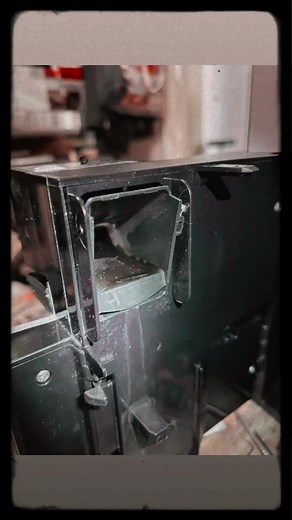 My service on Delonghi Perfecta Step by step Refresh your coffee machine and your daily coffee Cheers! | Espresso Coffee Machine Services