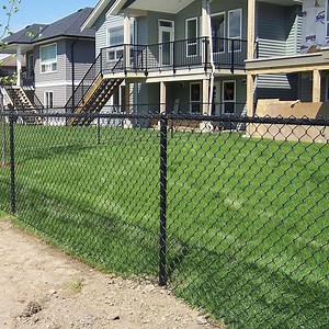[Hot Item] Black Vinyl Coated Residential Playground Chain Link Fence.