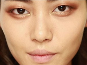 Allure Backstage: The Look of Gucci Spring 2014