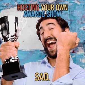 Don’t be that person… Watch the #AMAs LIVE NOW on ABC! | ABC