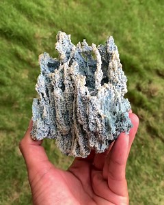 Rare Mineral Alert 🚨 Very Rare & Unusual Formation of Feather Lite, Blue Chalcedony Coral Stalactites Available! USD 175 (Free Shipping) Message Us Now #superbminerals #gargotimuseum #chalcedony #stalactite #stalactites #druzy #druzyquartz #crystalshop #mineralshop #minerals #mineral #crystals #crystal #minerales #mineralspecimen #mineralspecimens #fineminerals #mineralsforsale #crystalsforsale #crystalforsale #mineralporn #crystalporn #crystalenergy #mineralcollection #mineralcollector #minera