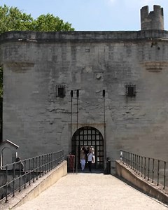 Pont Saint-Bénézet was pivotal point in history, an icon and a striking landmark!  #Getaway | Stream for free 9Now Sponsored by Scenic | Getaway | Facebook