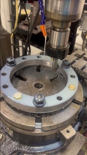 Making Flanges on manual Bridgeport vertical milling machine