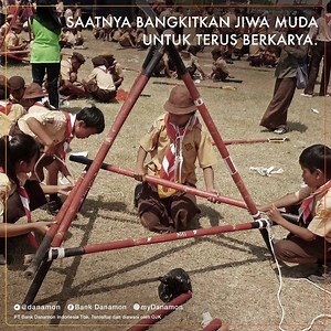 Gerakan Pramuka Indonesia adalah gerakan pendidikan kepanduan di Indonesia. Kata Pramuka merupakan singkatan dari Praja Muda Karana yg berarti Jiwa Muda yg Suka Berkarya. Selamat Hari Pramuka ke-57. Like kalau kamu jg punya jiwa muda yg suka berkarya seperti Pramuka! #Danamon #HariPramuka #SaatnyaPegangKendali | Bank Danamon | Facebook