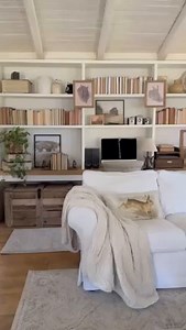 Old World Rabbit is everything rabbit and @returninggrace! 🐇 Hop on over to get these sweet finds for your farmhouse – framed bunny wall decor, bookends, bunny rabbit lamp, and the sweetest fringed rabbit lumbar pillow! . . . #antiquefarmhouse #farmhouseliving #returninggracedesigns #rabbitdecor #springstyle #easterdecor #sweetfinds #bunnyrabbit #bunnylove | AntiqueFarmHouse