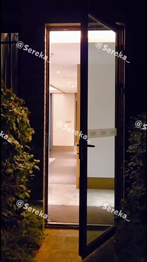 这次尝试搭讪了一下，要是他愿意看的话原本打算自慰给他看，可惜他跑了😓亏我还做了那么久心理准备(p2主要是听对话@luchu888 @luchu777 #露出 #勾引
