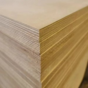 [Hot Item] Premium Russian Birch Plywood for Crafting and Construction