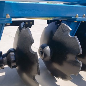 [Hot Item] China Disc Harrow Tractor Attachments Cultivator