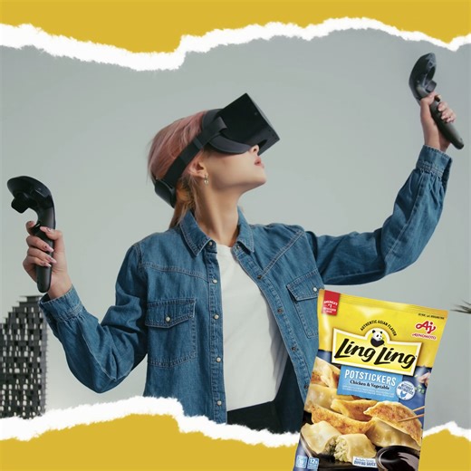 Real-life juicy in the middle, crispy on the outside, Ling Ling potstickers. Dip them in our delicious dipping sauce for a taste so good, you might need an extra hand. | Ling Ling Asian Kitchen