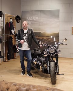 Es ist so weit - die BMW R 18 Classic steht ab heute bei Eurem Händler vor Ort ❗ Mike Sommer, Leiter von BMW Motorrad Deutschland, gibt Euch ein Update über die wichtigsten Informationen unseres Tourers. 😎 #MakeLifeARide #SoulFuel | BMW Motorrad Deutschland