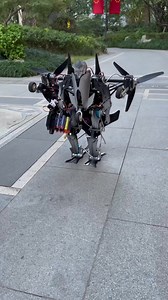 5.7K views · 72 reactions | Homemade automatic transforming robot achieves land and air combat #homemadetoys #DIY #seechina | 胡艳 | Facebook