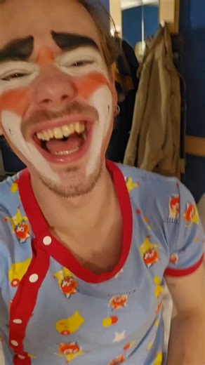 Managed to finally get in some quality clowning time with my boy @TStoater!🤡👨‍👦🤡There will be three videos of our time together at:https://t.co/StykhEcLC2 https://t.co/9fl8tiMU4R