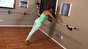 ℙlank/ ℙush-up/ ℙull-up Combo at the barre 💪 How about a barre class that uses no props (other than the barre) but promises to fatigue the body; upper body is no exception. This class can be found on barrenow.com! Just search 5/24/18👊 #barreintensity #barrecertification #barreinstructor #barreteacher #barre #barreteachertraining #barrefitness #plank #pushup #pullup | Barre Intensity