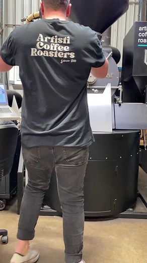 Zac working his magic on our IMF roaster 🪄 Using an IMF hot air roaster enables us to produce consistent, deliciously roasted coffee week in week out ☕️☕️☕️#australiancoffeeroasters #specialtycoffeeroaster #imfroasters #imf #australiancoffee #coffeeblend #coffeecoffeecoffee | Artisti Coffee Roasters