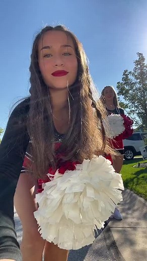 2 cheerleaders #fypシ #girls #blonde #brunette #cheer #rp #roleplay
