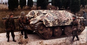 Hetzer > WW2 Weapons