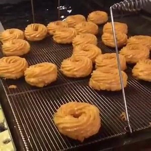 2.5K views · 171 reactions | Freshly fried Zeppole Friday! Made the traditional way with the same tools and exact recipe of our founder. Yum! | Termini Bros Bakery | Facebook