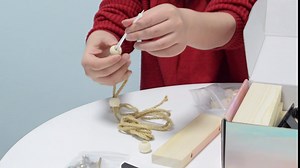 Cat Bridge Ladder Wooden Cloud Shelf Board Handcrafted Springboard Climbing Frame Combination Wall-Mounted Steps & Bed Natural Wood Jumping Platform for Cats Perch to Rest and Play