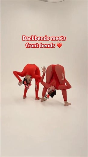 Contortionist ❤️🎪 Bending with Ulzii Kee ✨ #contortionist #photoshoot