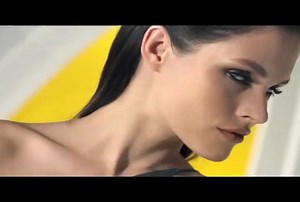 Crema y Serum Brightening Cream Crema de Tratamiento Aclarador Facial Brightening Serum Concentrado Aclarador Facial Ayuda a inhibir la producción de pigmentos que manchan la piel. Resultados sorprendentes desde la primera aplicación. Usa el Serum Concentrado antes de tu crema habitual de día con FPS. Para potenciar los resultados úsalo también de noche, antes de la Crema de Tratamiento. | Avon | Facebook