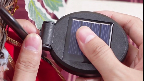 Ganeen 2 Pcs Nativity Scene Outdoor Yard Stakes Christmas Tree Yard Stakes LED Lights Xmas Trees Solar Outdoor Decorations for Pathway Garden Lawn Cemetery Grave(Joy)