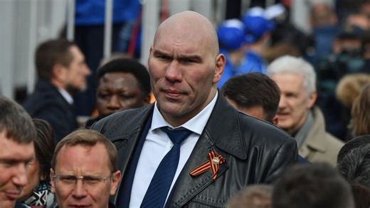 Celebrul boxer Nikolai Valuev a fost recrutat să lupte în războiul din Ucraina