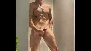 Gym shower boner - Videos Porno Gay | Sexo Gay