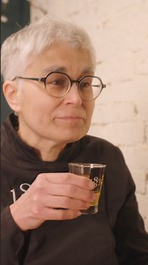 Do you know the proper way to taste a syrup? 離 Our Master Syrup Maker...