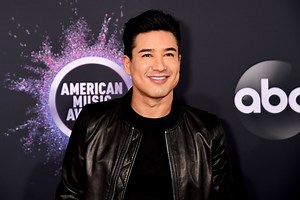 Mario Lopez Stars In Dramatic KFC Lifetime Mini-Movie "A Recipe For Seduction"