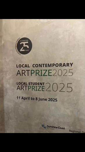 What a super opening night and winner announcement @ Caloundra Regional Gallery!! Another full house!!! The biggest congratulations to the winners. Has been a big couple of weeks with my abstract landscapes and I’m feeling so inspired to get the those paints out!!! Still busy playing with clay but a few canvas hanging out in the studio never goes astray!!!! 👌👌Images:@beatriceprost @andrewhillhouseart @davidbongiornoart @_solerstudio @lukedeaconart @philroltonfineart @benjaminhedstrom | Julie F