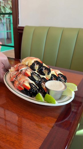 How stone crab claws are harvested 🦀 Head chef David Salinas at @JoesstonecrabMiami explains how stone crabs are caught and why the process is regenerative… fishermen remove just one claw and return the crab back to the water, where the claw can grow back within 12-18 months The claws are the cooked in freshwater, chilled, and hand cracked daily… stone crabs thrive in the warm waters of South Florida, which is why they’ve become such an iconic Florida seafood #food #seafood #fish #miami #fyp