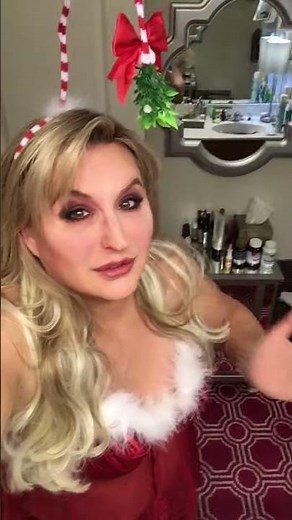 Kisses for a Merry Christmas by TG Transformations