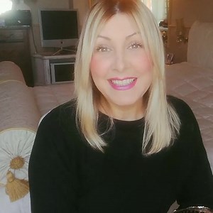 59 reactions · 9 comments | Sentite un po' che sorpresa vi abbiamo preparato con @qvc_italy.... | Emanuela Restelli | Facebook