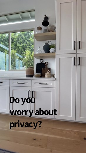 Not worrying about privacy over here. Our Indian Laurel columns are the best privacy hedge. #private #privacy #privacyplease #privacymatters #homesoftiktok #homesofinstagram #homesofinsta #housegoals #homegoals2022 #loveyourhome #kitchen #kitchengoals #kitchendesign