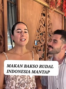 70K views · 3K reactions | Giovana Milana Rasakan Bakso di pernikahan Megawati hangestri. #olahraga #voli #giovanamilana #pernikahanmegawatihangestri #megawatihangestri | Ganjar Riyanto | Facebook
