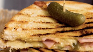 Hot & melty Grilled Cheese Sandwich | Kitchen Island