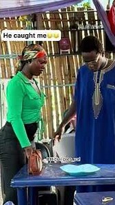 But how one person go carry two girls come bar?😂😂