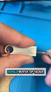 Ein defekter Chip ist nicht das Ende. Daten leben als Ladungen im Silizium – und manchmal gibt es genau eine letzte Chance, sie zu retten. 💾⚡ #Technologie #Datenrettung #HackerWissen #DigitalForensics #Computerwissen | Chea Teng2