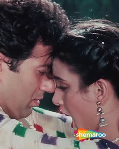 Tera Dil Dhadke Mere Seene Mein Mera Dil Dhadke | Movie Majboor | Mohd.Aziz, Anuradha Paudwal | Anand Bakshi | Presenting this beautiful song Tera Dil Dhadke Mere Seene Mein Mera Dil Dhadke from the movie Majboor in the voice of Mohd.Aziz Follow us for more Bollywood songs. Song Name: Tera Dil Dhadke Mere Seene Mein Mera Dil Dhadke Movie: Majboor (1989) Singer: Mohd.Aziz, Anuradha Paudwal Lyrics: Anand Bakshi Music: #ShemarooFilmiGaane #BollywoodRetroSongs #RetroVibes #MohdAziz #AnuradhaPaudwal 