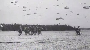 'The Victoria Cross: For Valour' In 2003, Jeremy Clarkson made an impressive documentary about the history of the Victoria Cross and the story of Major Robert Cain. Source: Youtube https://bit.ly/2HkOpXG | Airborne Museum Hartenstein