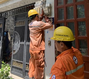 [Hình ảnh] Đồng hồ điện mới được thay theo định kỳ 5 năm/lần